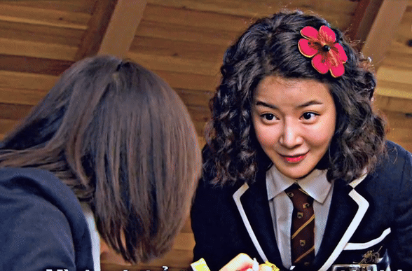 Lee Si Young từng là ngôi sao đắt show nhờ thành công của Vườn Sao Băng. Ảnh: X.