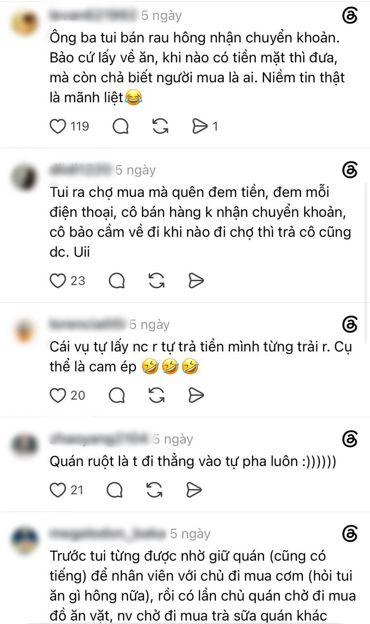 Chỉ có ở Việt Nam: Chủ quán đi vắng, khách đứng bán hộ,