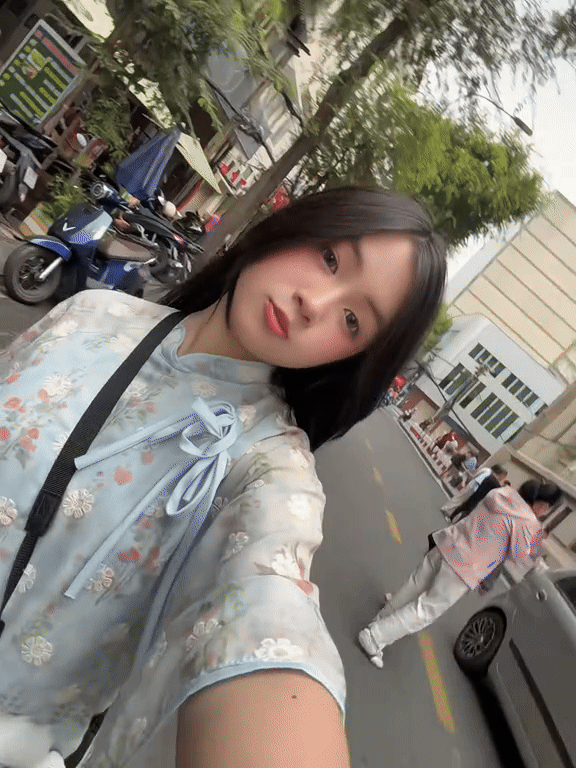   Bé gái 4 tuổi đã kiếm tiền, 10 tuổi đóng phim Trấn Thành: Nay lột xác ngoạn mục, dự đoán sớm thành mỹ nhân