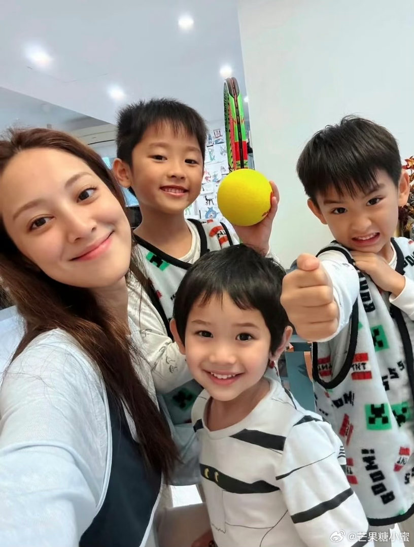 Con trai Trần Khải Lâm bất ngờ bị tấn công bằng chất lỏng lạ ở rạp phim mới đây. Ảnh: Sohu