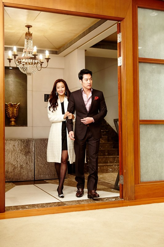Không còn gì để nói với ngọc nữ showbiz mang thai cho thiếu gia tập đoàn lớn sau 6 tháng cưới