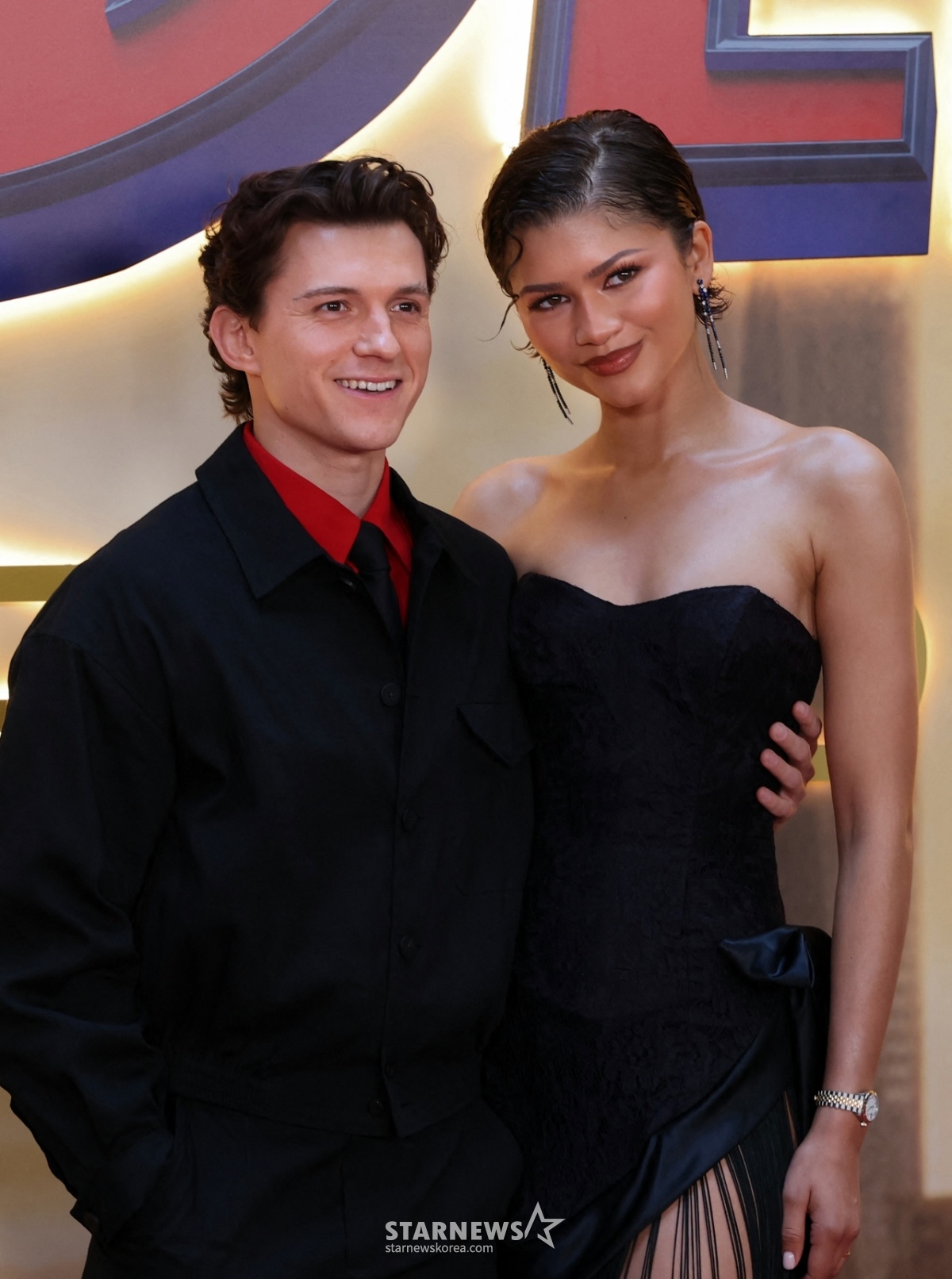 Zendaya và Tom Holland cùng sinh năm 1996, nên duyên qua bộ phim Người Nhện. Ảnh: Starnews.