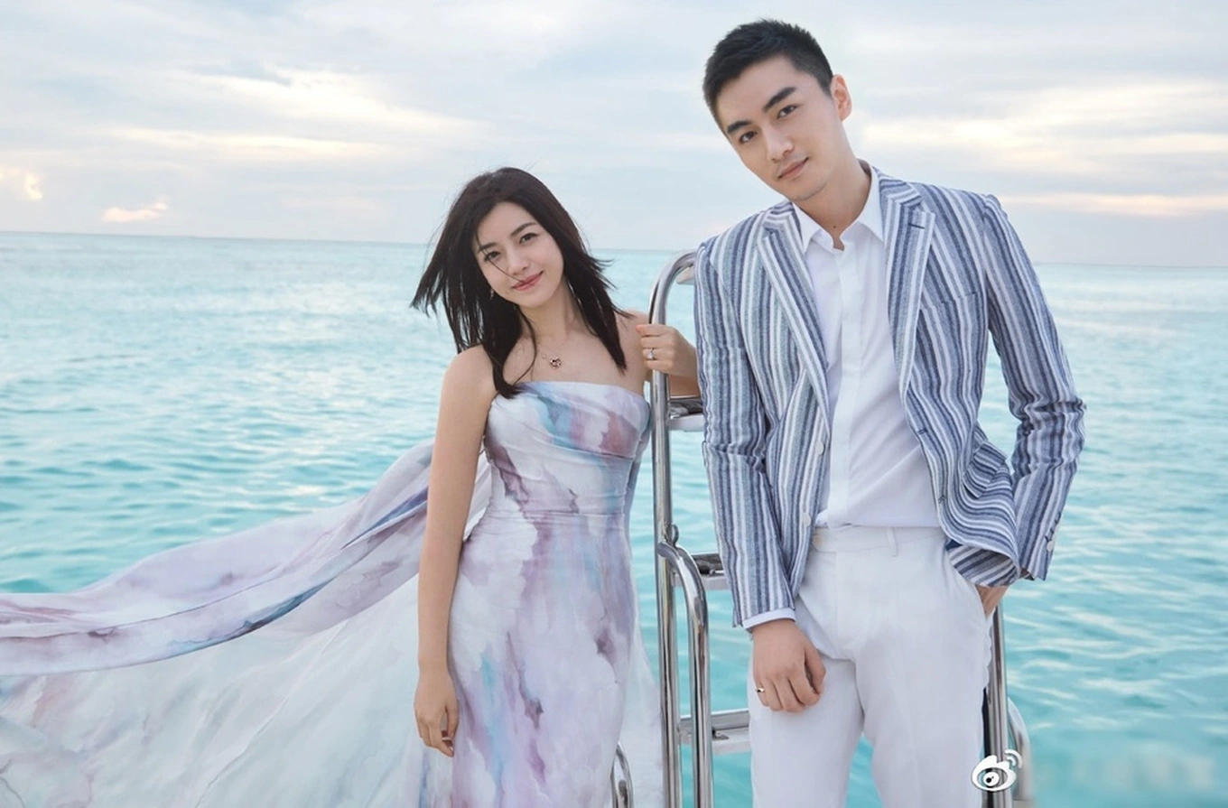 Con trai Trần Nghiên Hy - Trần Hiểu xứng danh nhóc tỳ đẹp nhất showbiz, vẻ ngoài soái ca ngời ngời ăn đứt cả bố