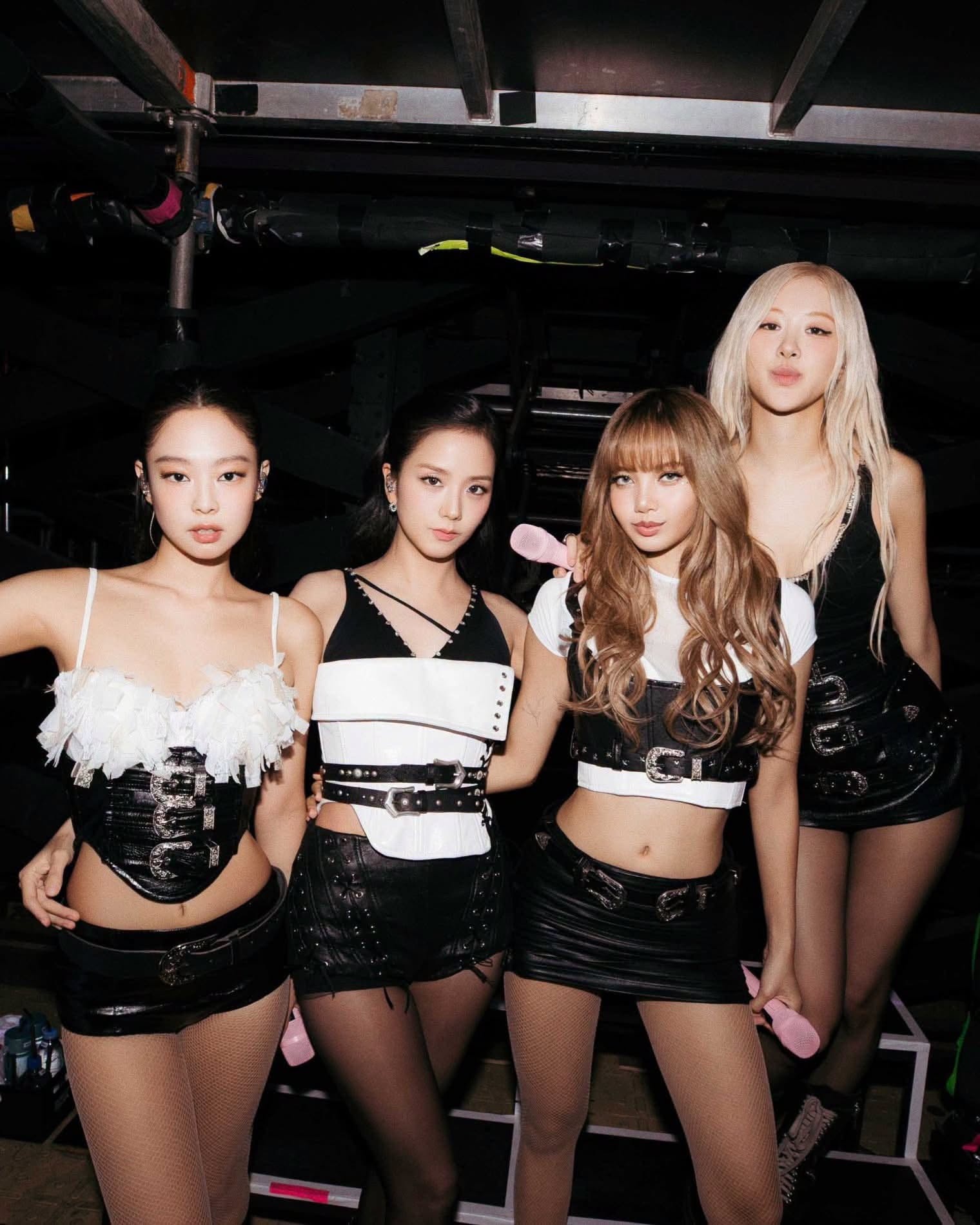 Nhiều fan còn gay gắt yêu cầu BLACKPINK giải tán nếu như không còn muốn hoạt động nhóm cùng nhau. Ảnh: X.