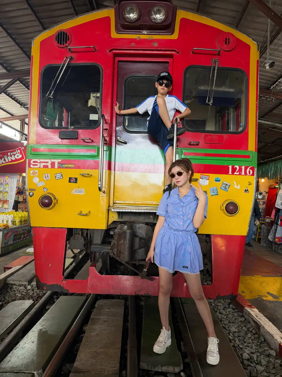 Tiểu Tinh Tinh gây trầm trồ nhờ khả năng bắn ảnh cực đỉnh khi mới 9 tuổi. Trước ống kính, cậu bé trông vô cùng thần thái, cuốn hút không thua kém gì người mẫu nhí. Ảnh: 163