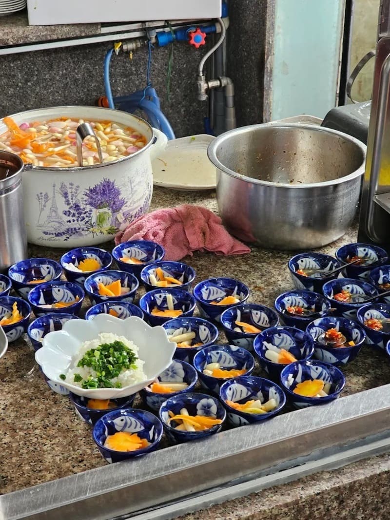 Sự thật đĩa cơm tấm 200.000 đồng đắt đỏ khiến bạn thân Tăng Thanh Hà mê mẩn suốt nhiều năm