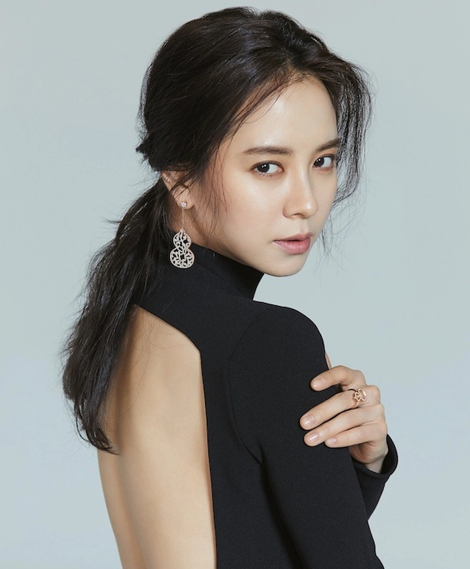 Thấy Song Ji Hyo mà giật cả mình
