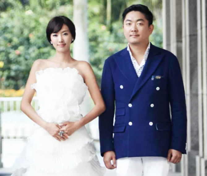 Lee Seon Jeong cưới LJ sau 45 ngày hẹn hò rồi vội vã ly hôn chỉ sau hơn 2 tháng chung sống với nhau. Ảnh: Nate