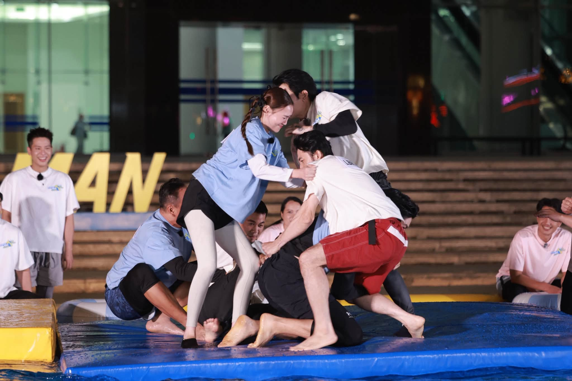 Lan Ngọc đã là một màu sắc không thể thiếu của Running Man Vietnam
