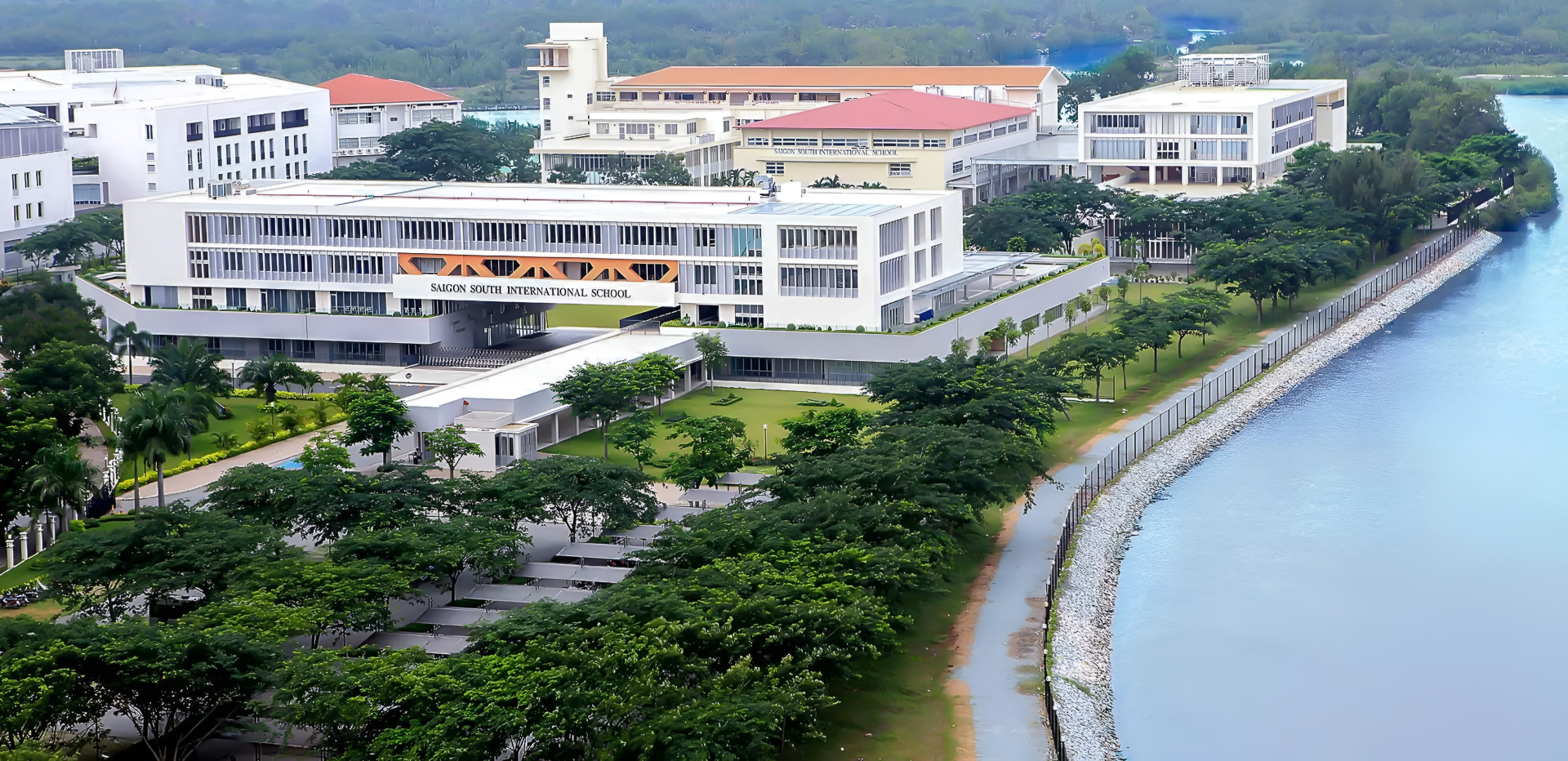Ngôi trường tiền tỷ của con Cường Đô La
