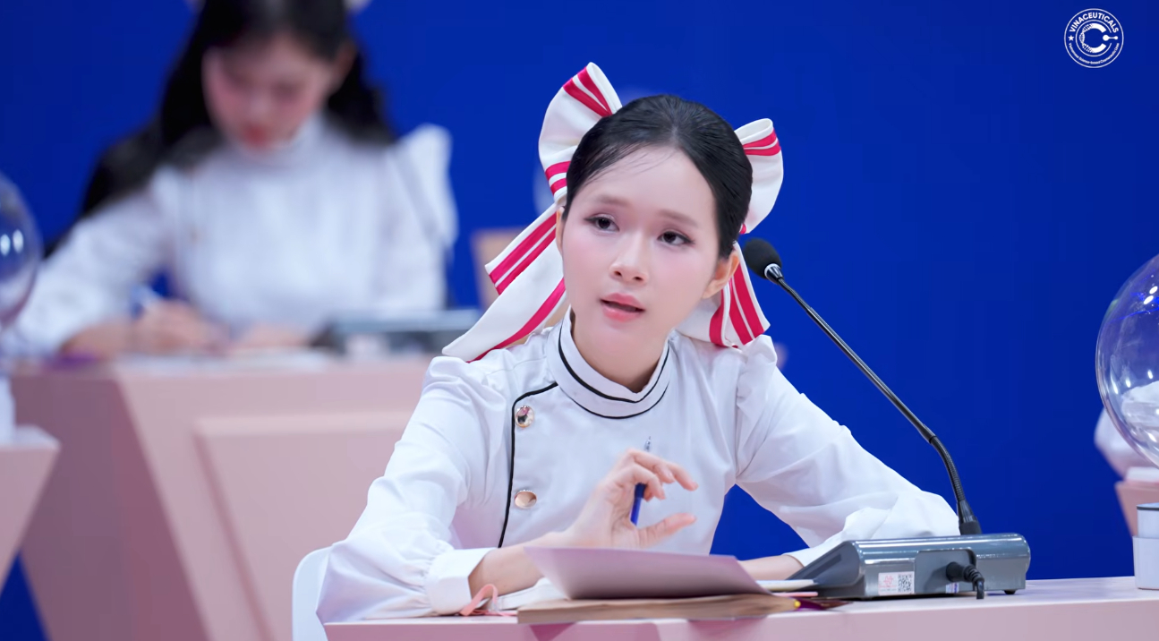 Danh tính thí sinh “mặt búng ra biểu cảm” trong show phép thuật của Dược Sĩ Tiến