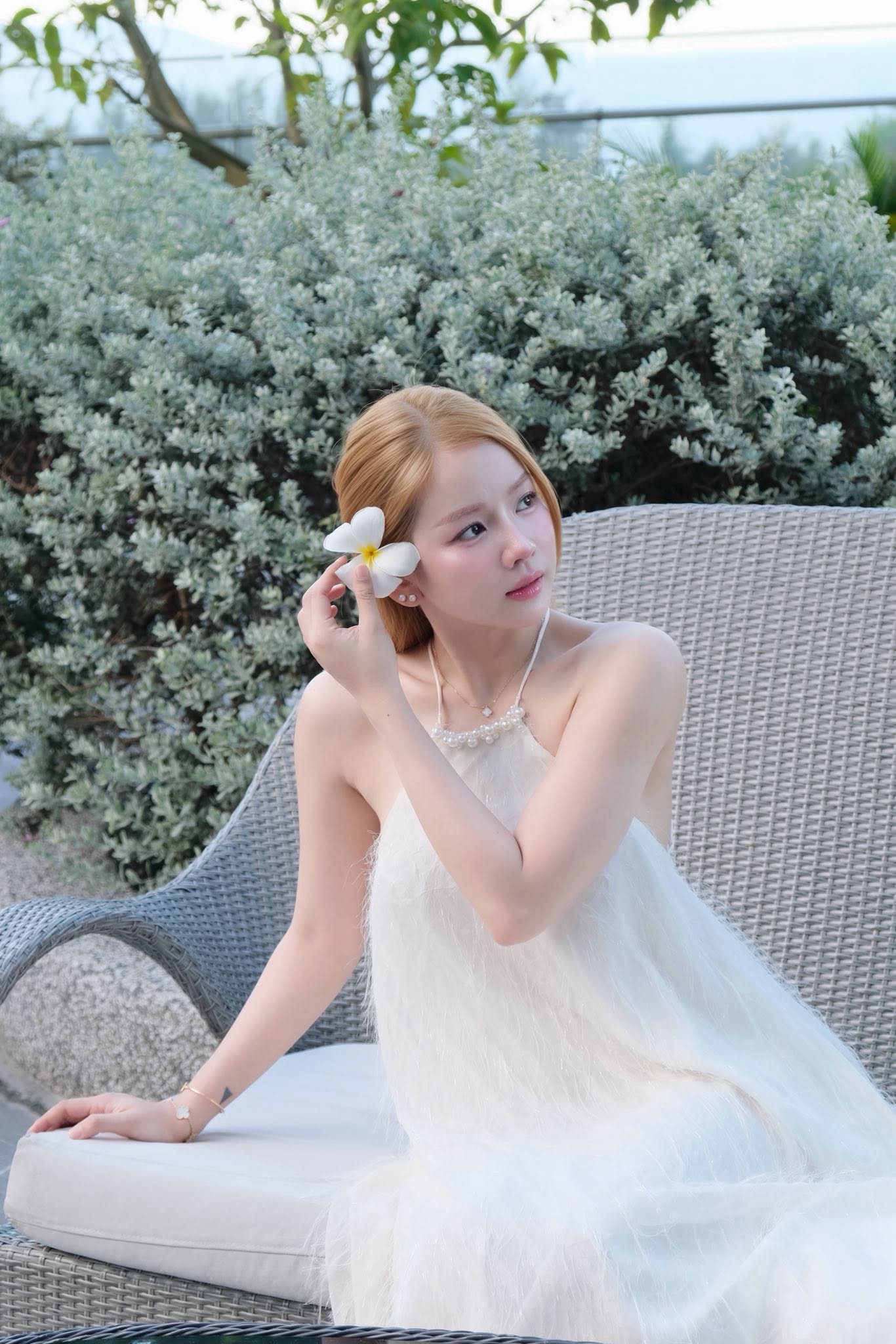 Nữ DJ tậu tài sản, du lịch khắp nơi