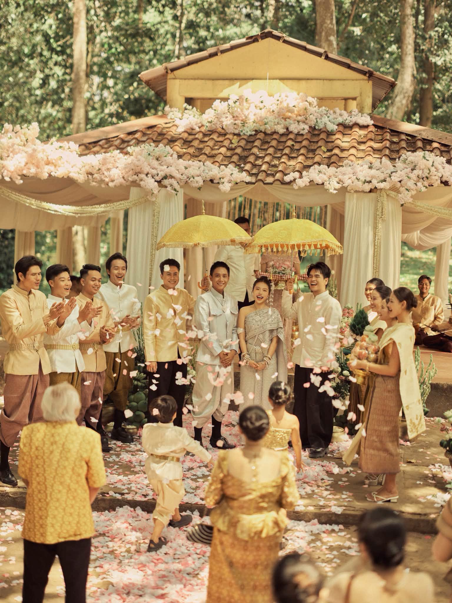 Đám cưới cổ tích của Phương Mỹ Chi khiến mỹ nhân Việt được đề cử đẹp nhất thế giới thất thế