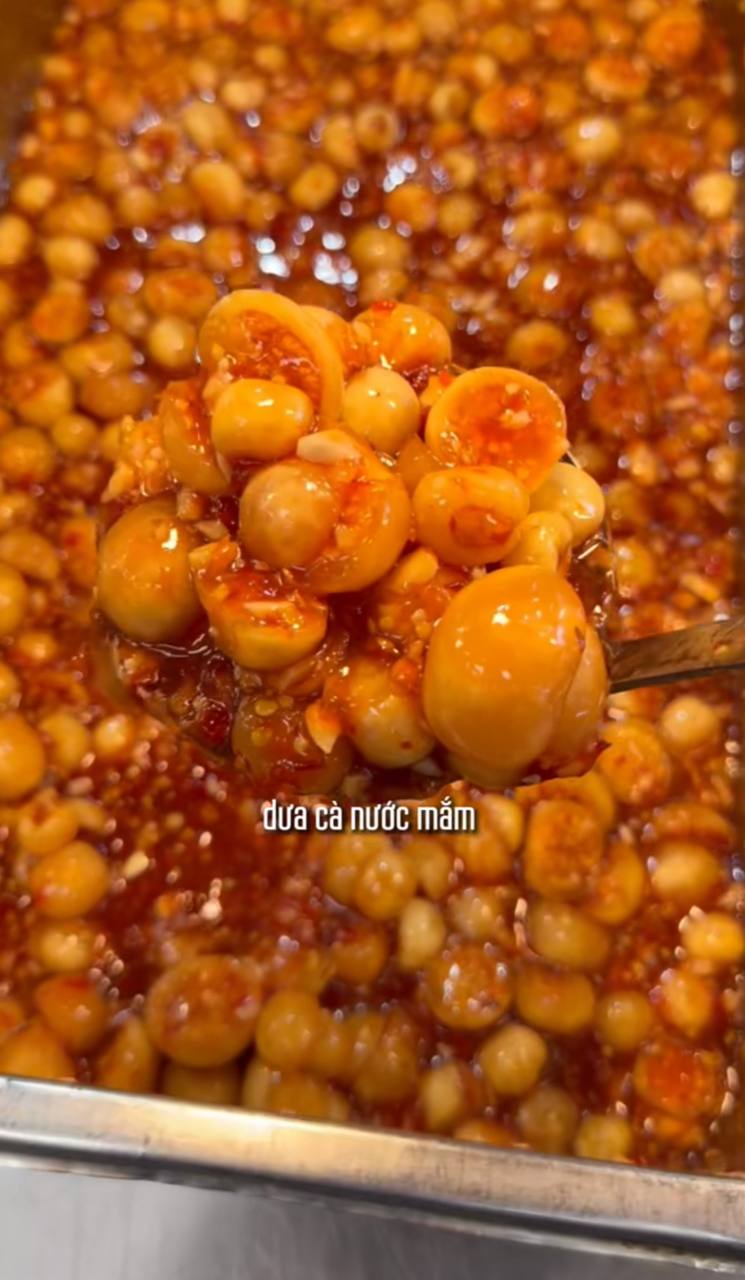 Quán cơm chỉ trong