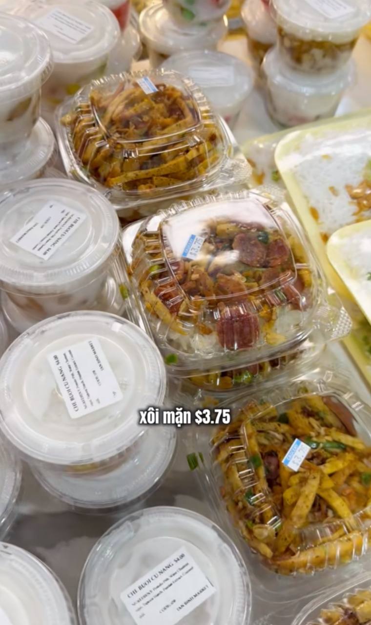 Quán cơm chỉ trong