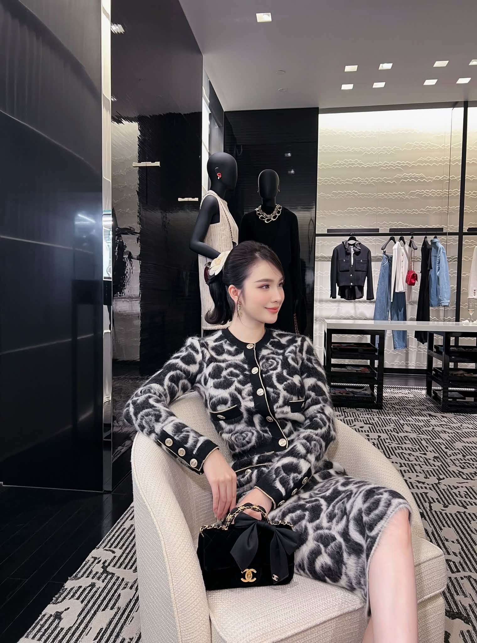 Ngọc Loan có cuộc sống sang chảnh nhưng kín tiếng, không hoạt động showbiz (Ảnh: FBNV)