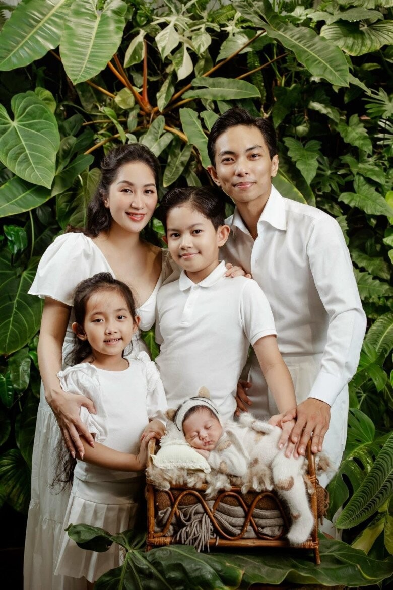 Đây cũng là nơi mà gia đình Khánh Thi thực hiện nhiều bộ ảnh