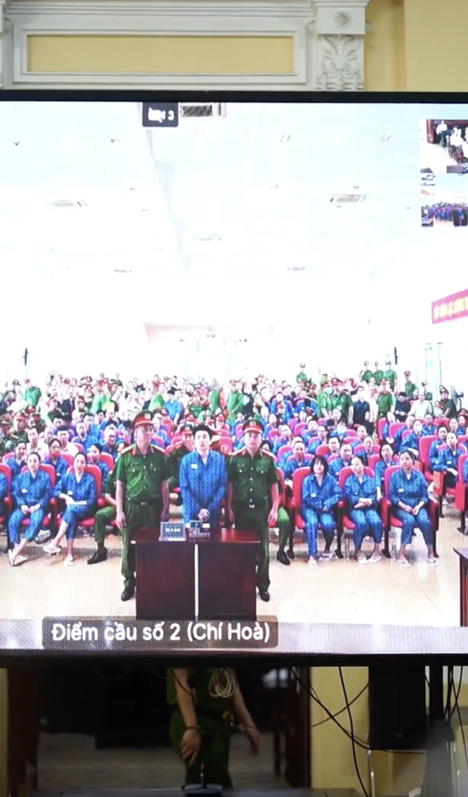 Chi Dân xuất hiện trong danh sách các bị can tham dự phiên toà xét xử từ điểm cầu trại giam Chí Hoà