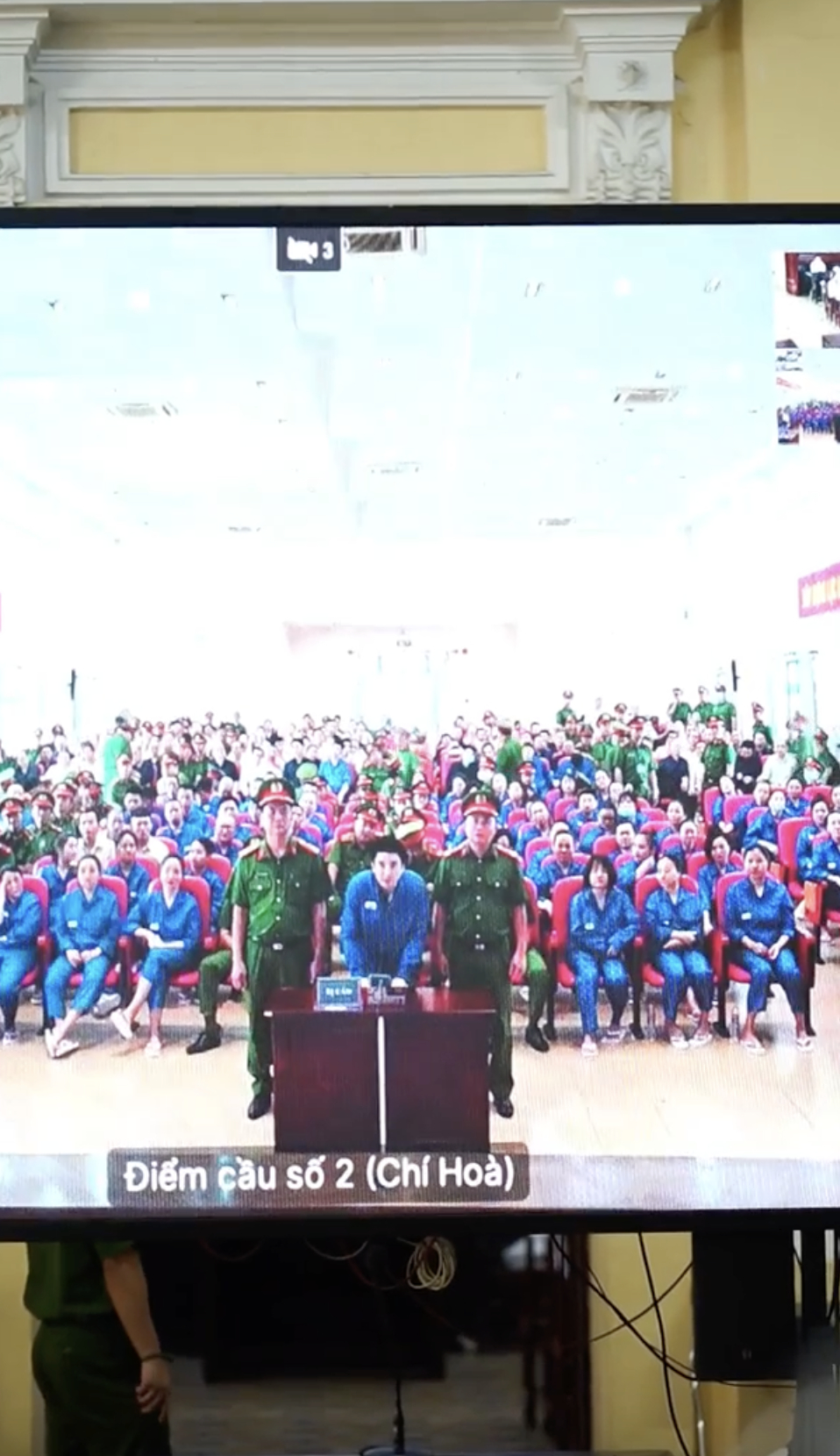 Chi Dân bình tĩnh trả lời các câu hỏi, thừa nhận hành vi sai phạm tại phiên toà sơ thẩm