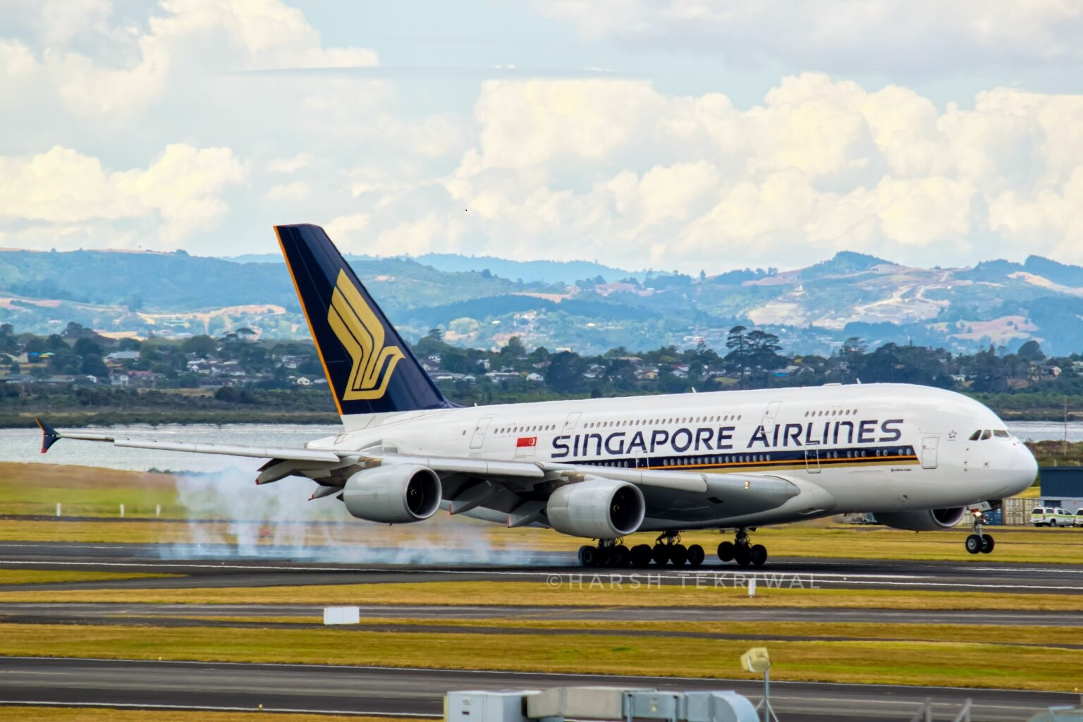 Singapore Airlines là hãng hàng không đầu tiên trên thế giới khai thác Airbus A380. Ảnh: Avgeekwithlens/ Harsh Tekriwal.