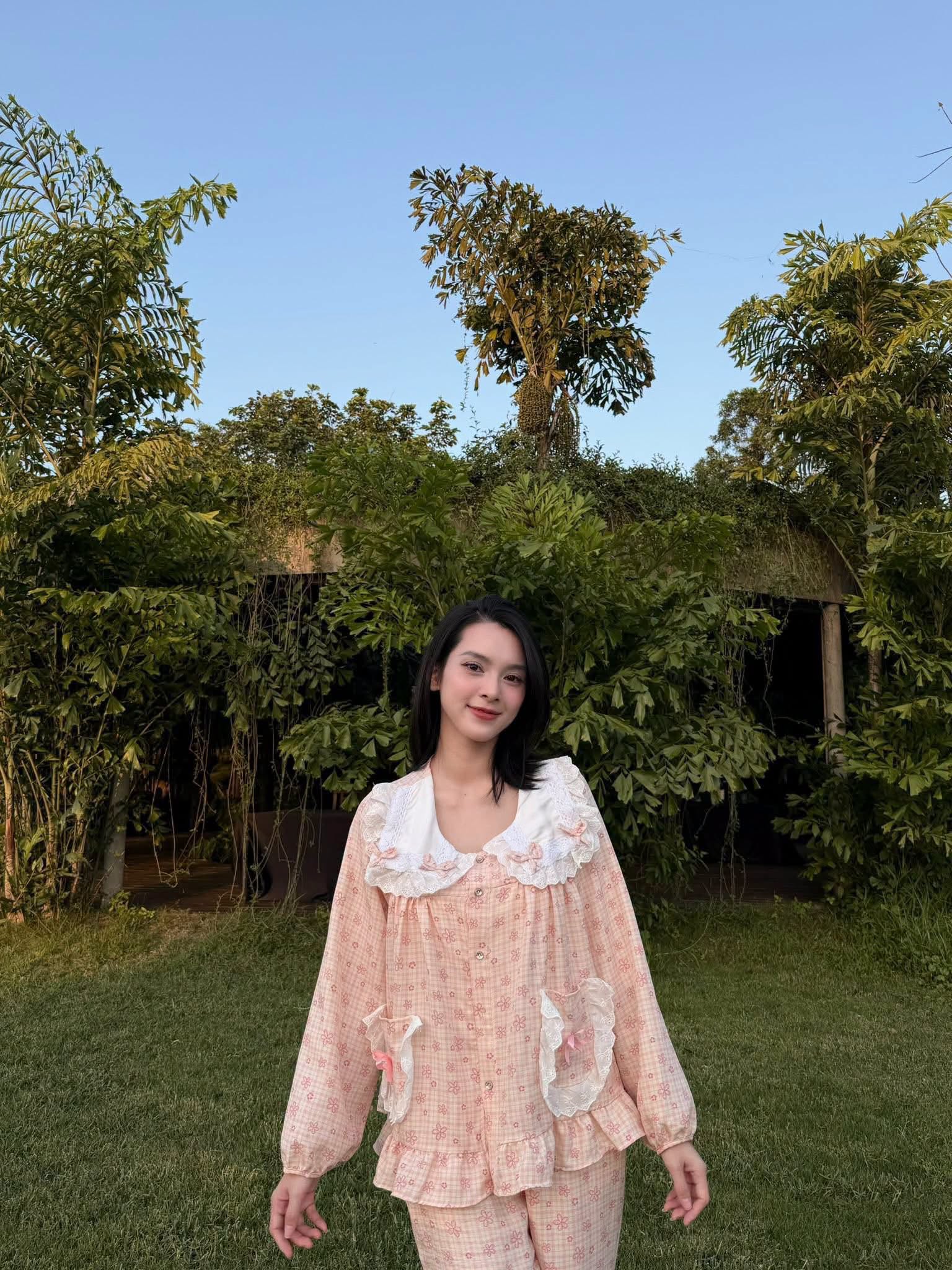 Quỳnh Lương hiện không còn đóng phim mà về nhà chồng ở Trà Vinh sinh sống, làm tiếp thị liên kết