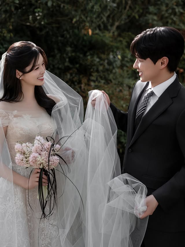 Soyee vừa kết hôn vào ngày 16/8. Ảnh: Instagram