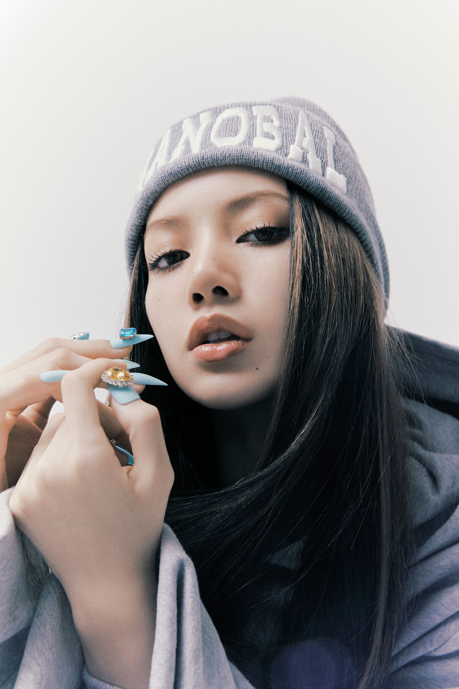 Lisa thành công debut solo cùng ca khúc tỷ view vào năm 2021