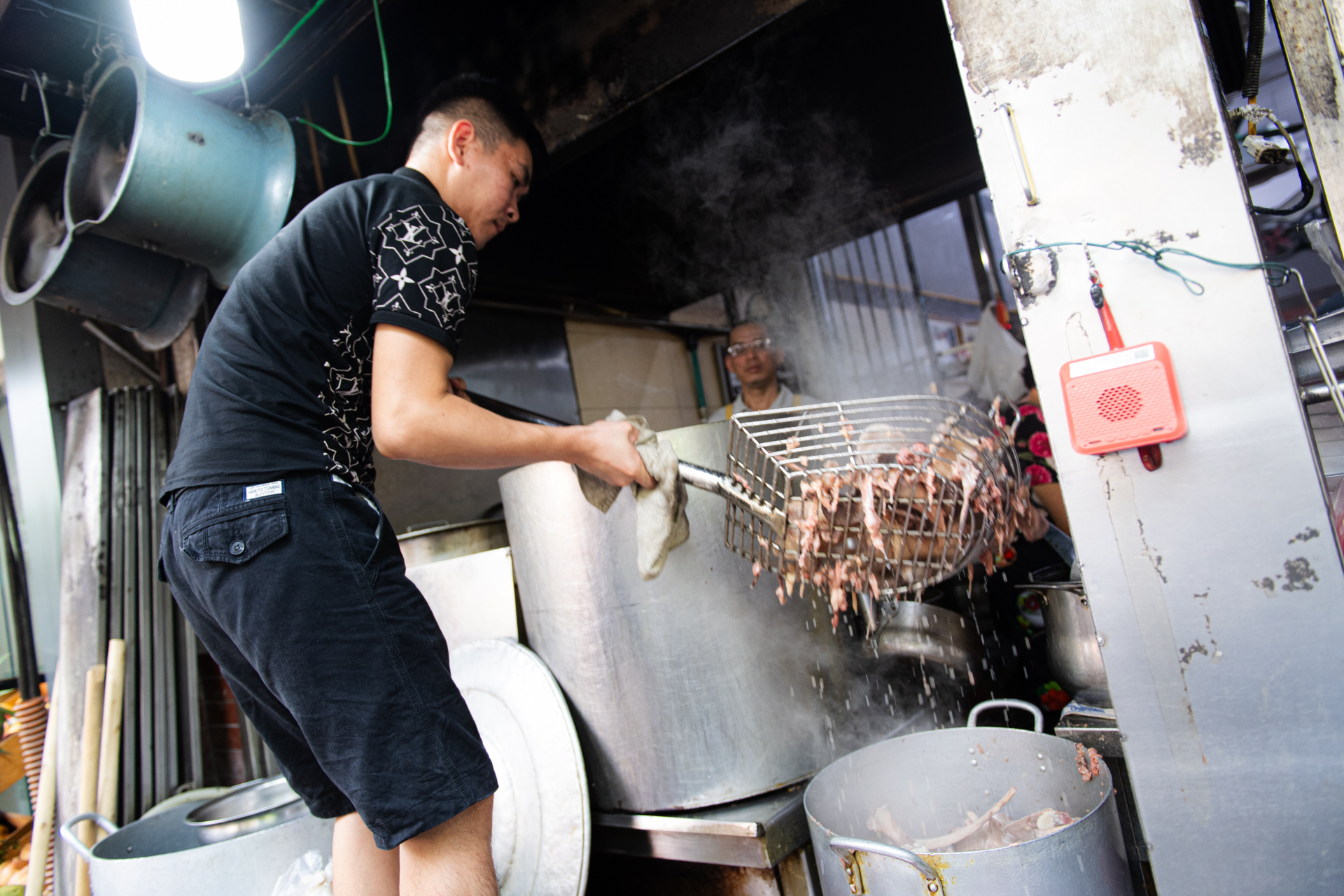 Phở Thìn Lò Đúc lên tiếng về bát phở cán mốc 100.000 đồng: