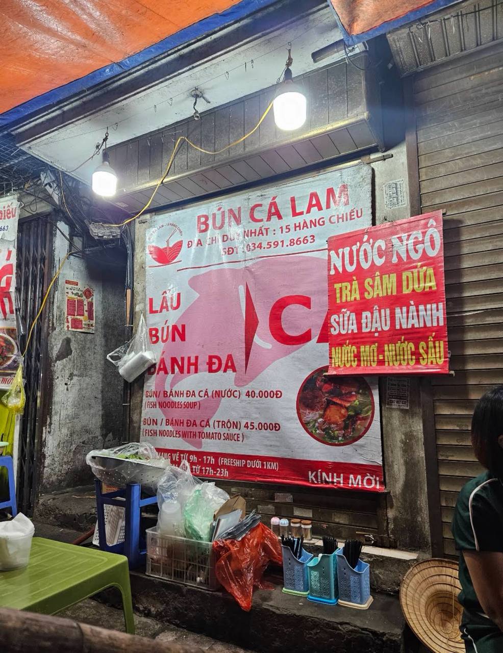 Ngô Kiến Huy ăn măng ở quán bún cá Hà Nội, vừa thử đã liên tưởng: “Chua cay y chang cuộc đời Dương Lâm!”