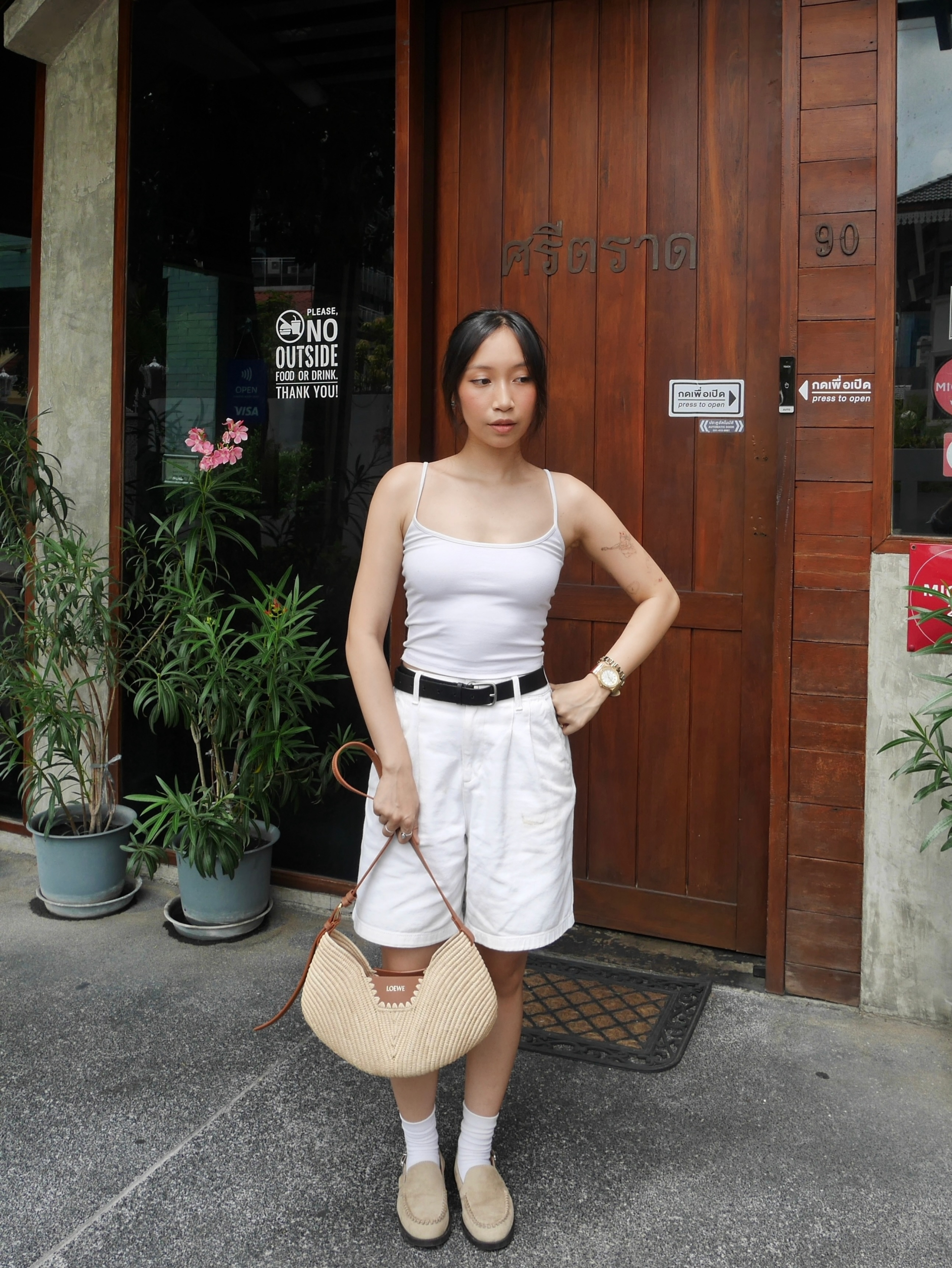  Cô bé 12 tuổi đã hát trước nghìn người ở sân Mỹ Đình, nhưng bố mẹ không vội đưa vào showbiz: Hiện tại ra sao?