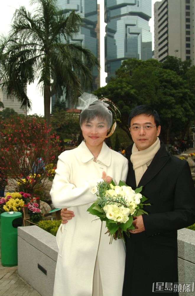 Cách đây 22 năm, Trương Cẩm Trình mất 3 lần cầu hôn mới rước được Trương Diên về dinh. Ảnh: 163