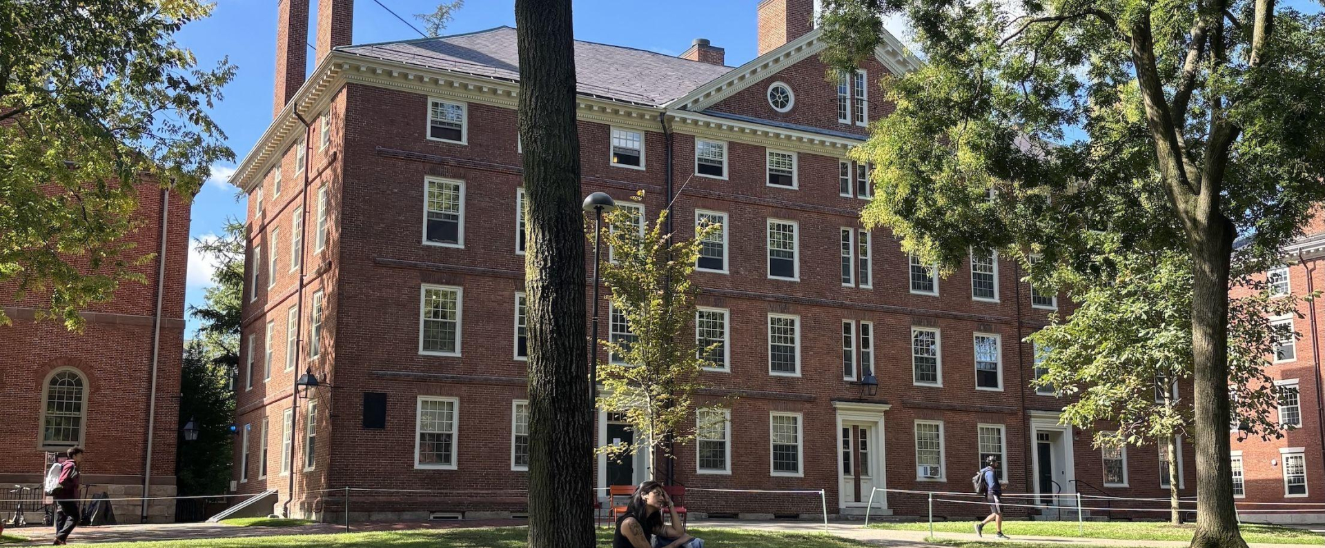 Đại học Harvard không chỉ nổi tiếng là ngôi trường danh giá bậc nhất thế giới mà còn sở hữu một trong những hệ thống ký túc xá đặc biệt nhất nước Mỹ