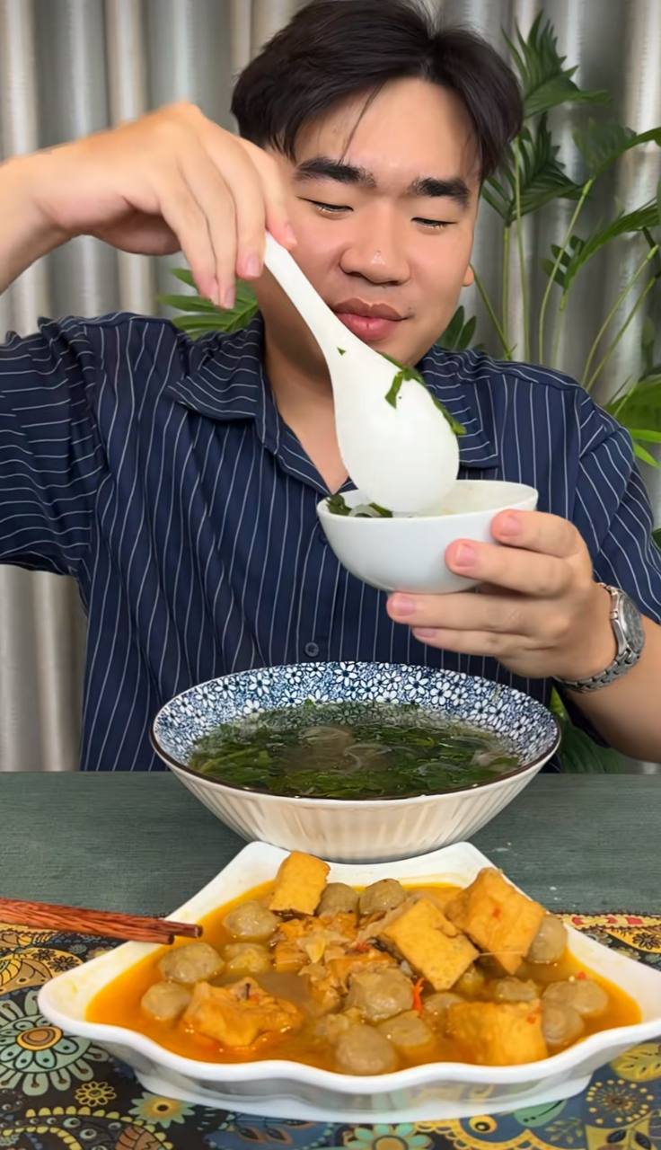 Chàng trai tiêu 71.000 đồng cả ngày cho 2 người, nhìn mâm cơm ai cũng lật đật xin công thức