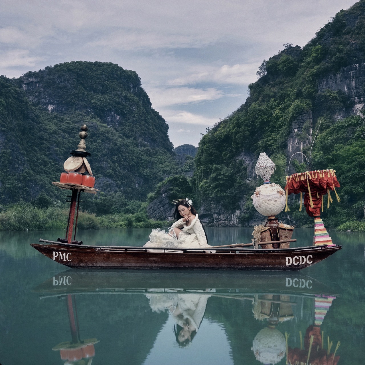 Phương Mỹ Chi tự nâng cấp hậu đám cưới 16 triệu lượt xem
