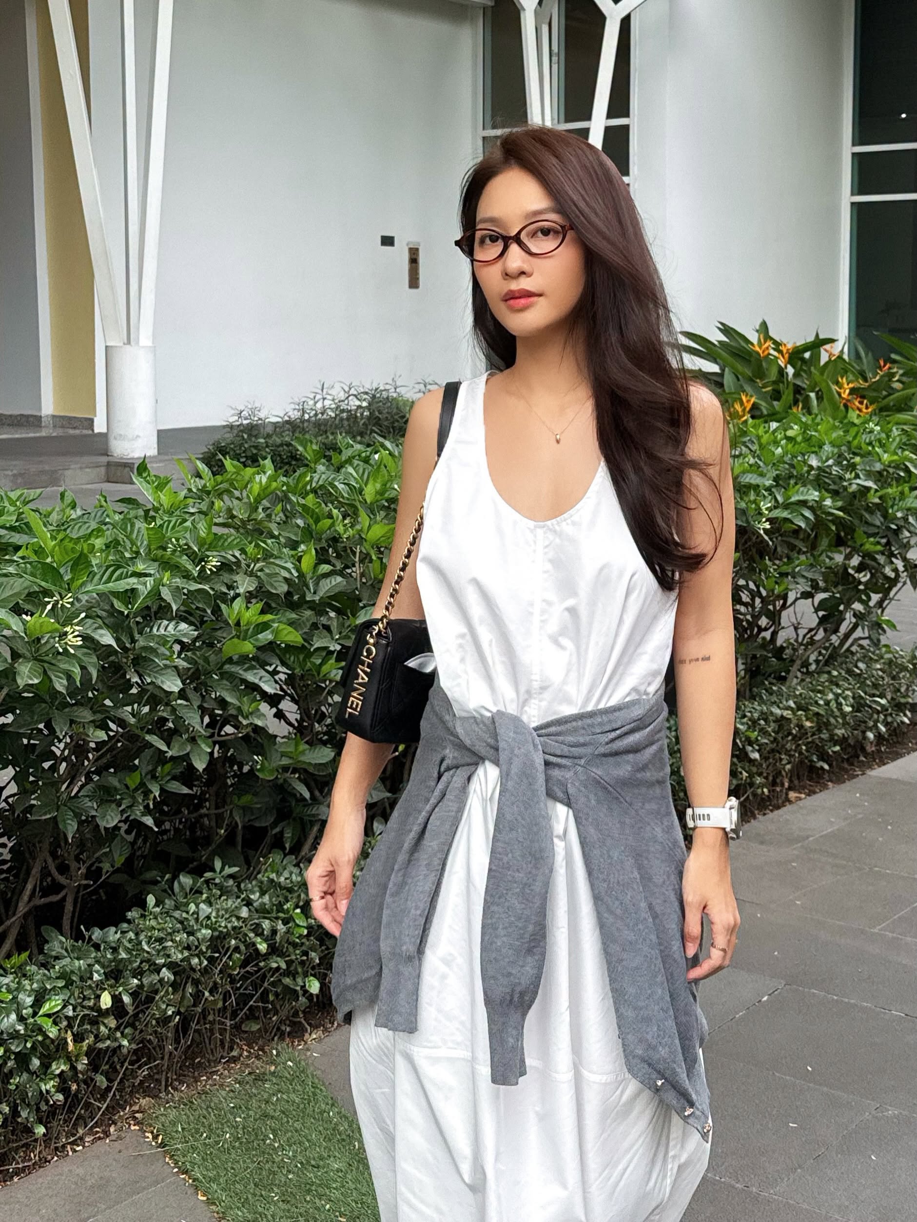 Khả Ngân đã có hơn 10 năm hoạt động showbiz