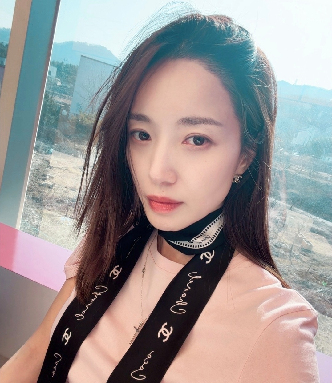 Kim Min Kyung đã trải qua 1 sự cố hú vía cách đây 2 tháng đúng vào thời điểm đang mang bầu. Ảnh: IGNV