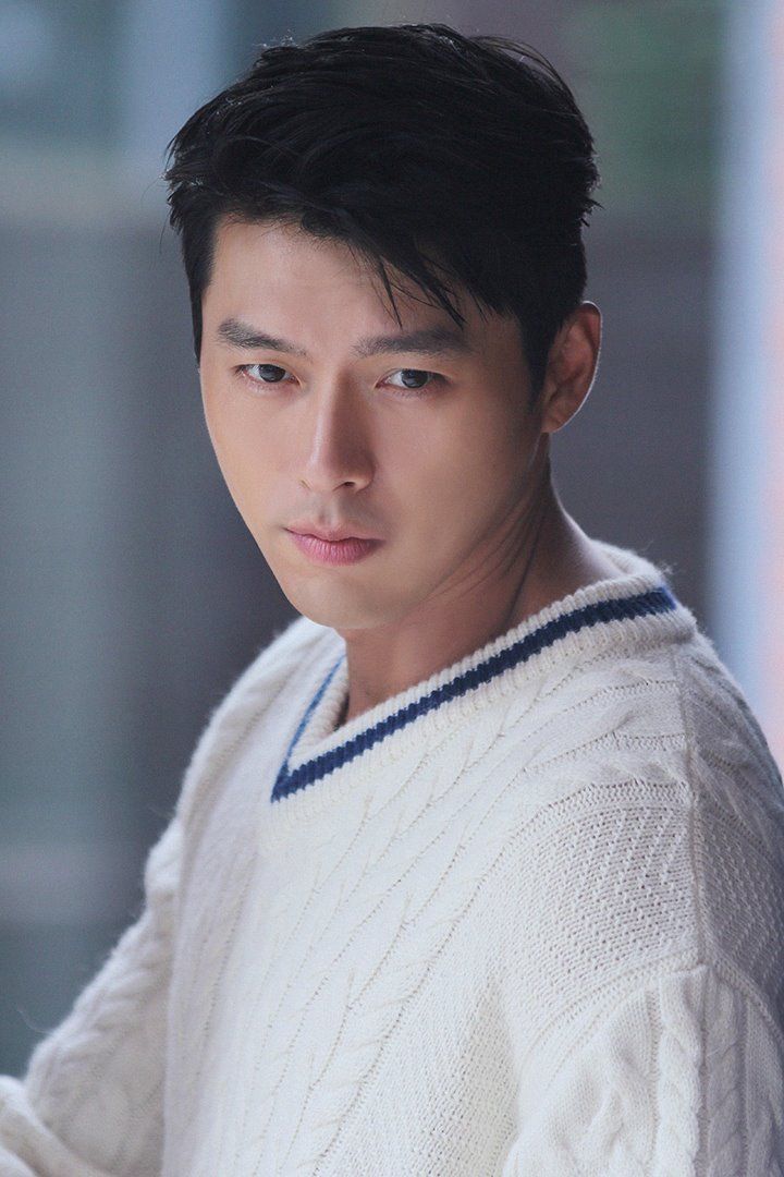 Hyun Bin không chỉ điển trai mà còn được đánh giá cao về năng lực diễn xuất. Ảnh: Nate