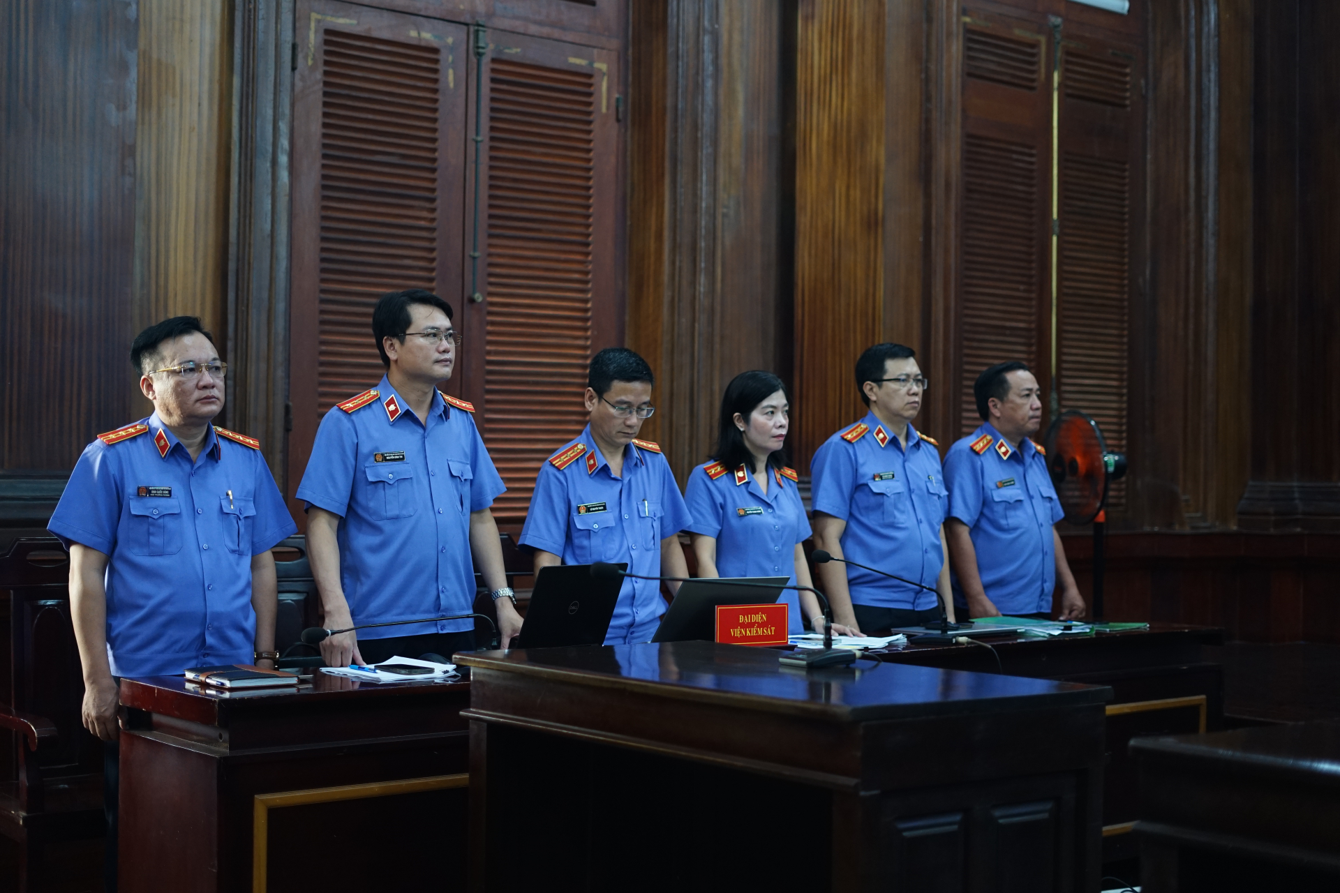 Người mẫu An Tây lãnh 8 năm tù, Chi Dân 7 năm tù, Trúc Phương 6 năm tù
