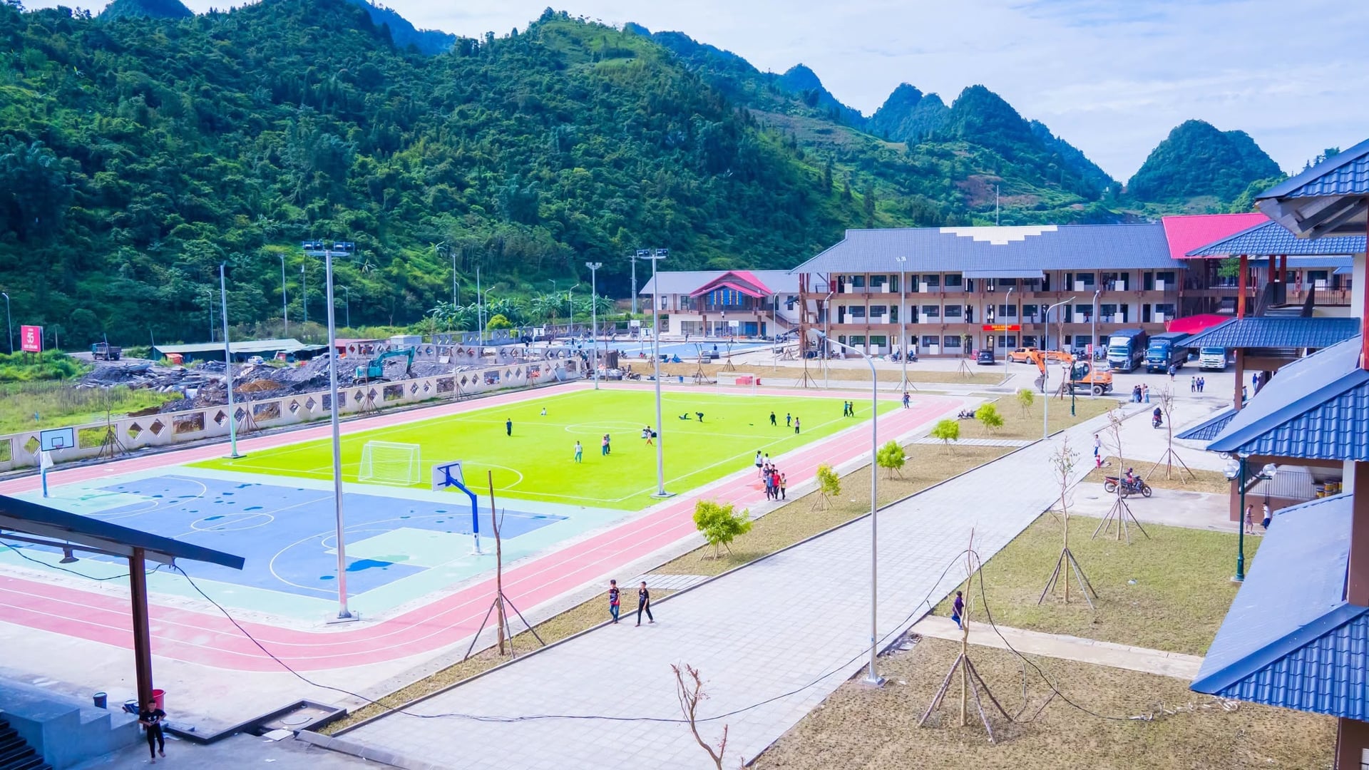 Khu vui chơi thể thao của học sinh