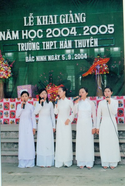 Lễ khai giảng năm học 2004 - 2005, Trường THPT Hàn Thuyên, Bắc Ninh