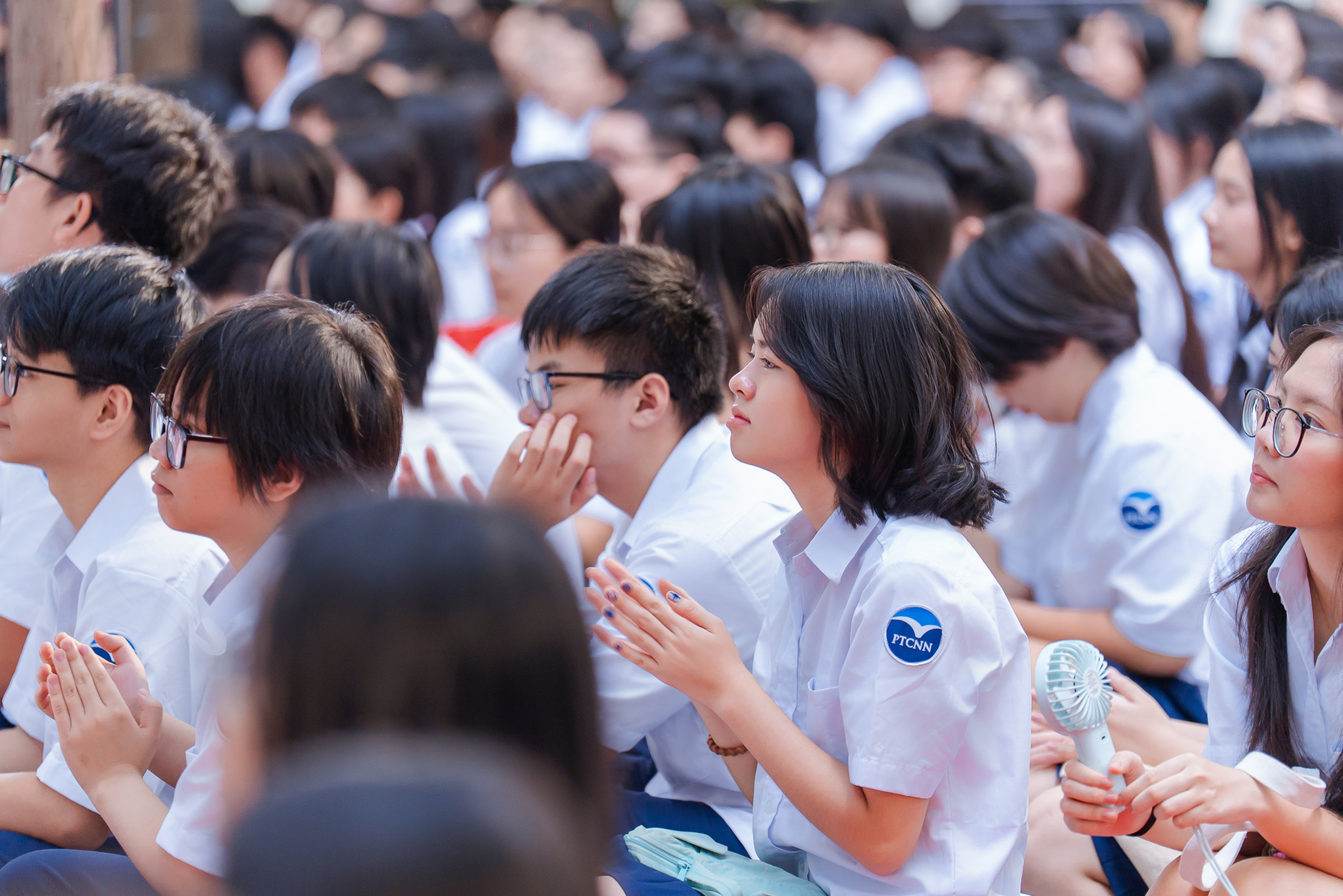 Hơn 600 học sinh K58 đã chính thức bước vào hành trình mới dưới mái trường Chuyên Ngữ