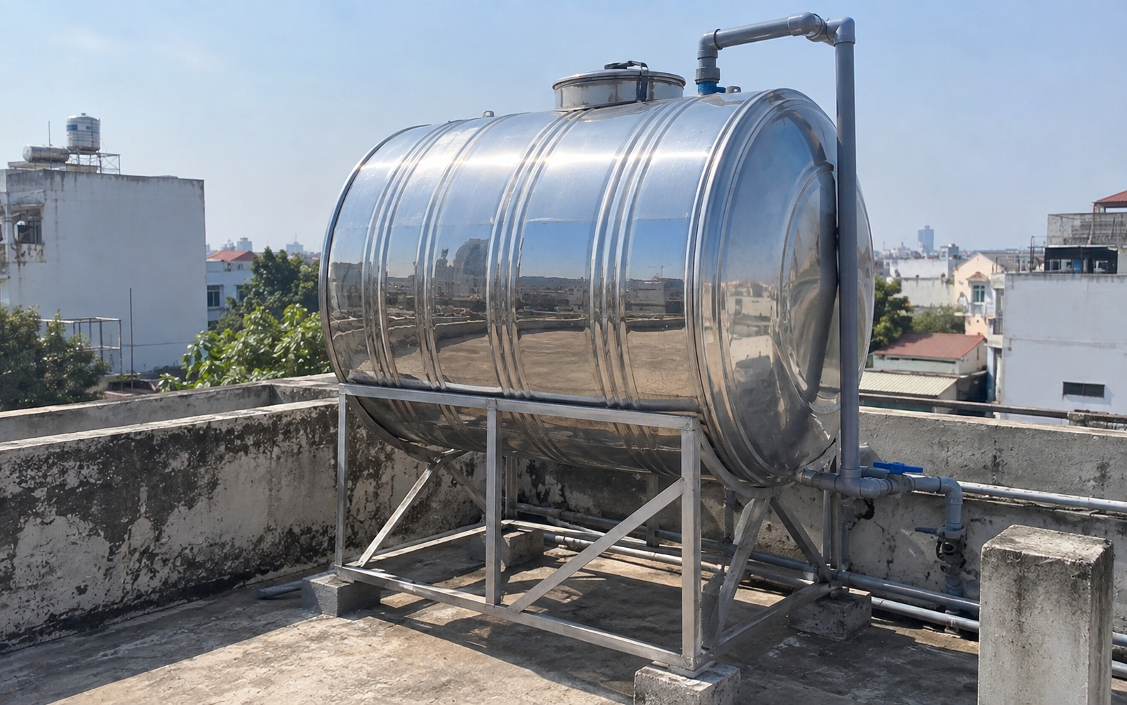 Vì sao ngày càng nhiều gia đình không còn xây bể nước bằng xi măng? 1 lựa chọn lắp nhanh, dễ vệ sinh đang được ưa chuộng hơn
