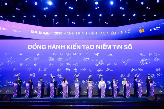 KOL Summit 2026: 34 CLB Niềm tin số và 1.500 khách mời ký cam kết đồng hành kiến tạo niềm tin số