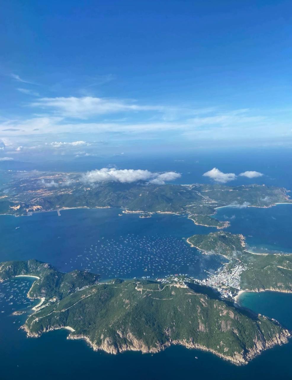 Vì sao bay Sài Gòn - Cam Ranh, cơ trưởng phải bật loa nhắc:
