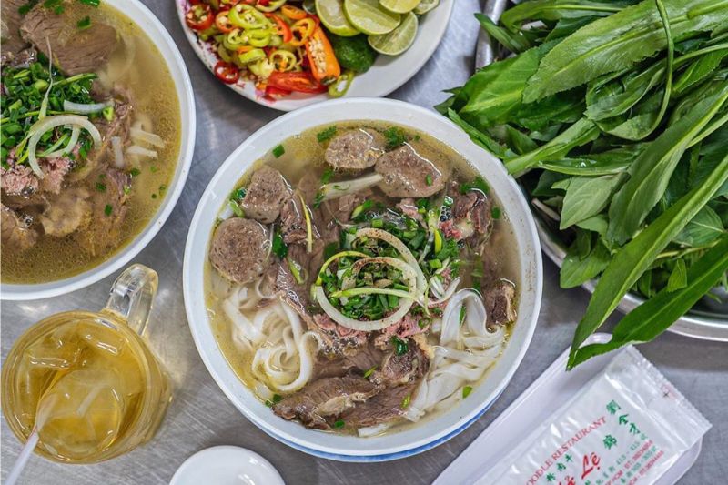 Phở Lệ được thành lập từ năm 1970, khởi nguồn từ một quán phở gia đình tại Quận 5. Ảnh: @kikiphung