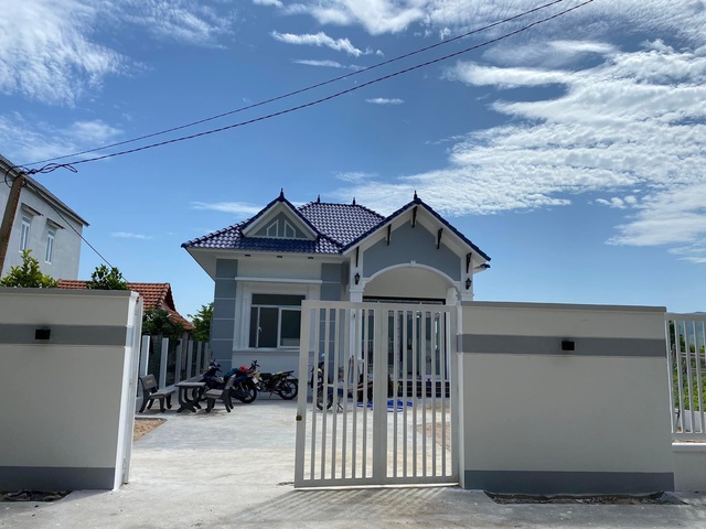 Anh cùng vợ cũng có cuộc sống ổn định hơn trước, xây nhà đẹp, khang trang