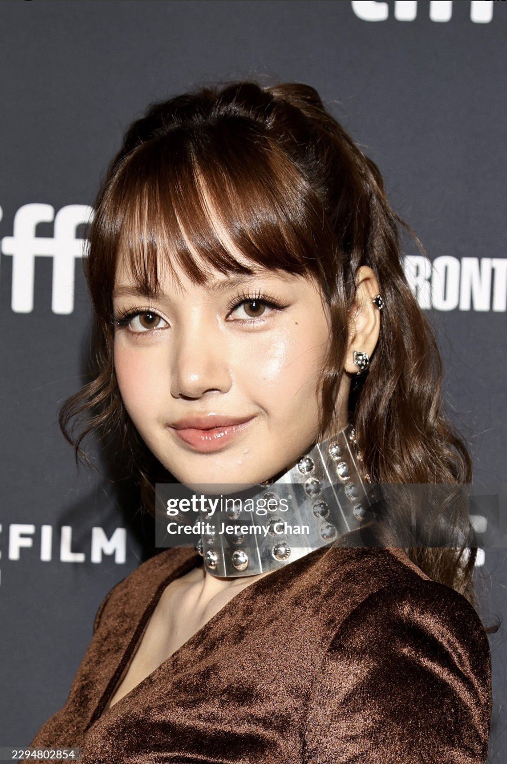 Lisa cân đẹp mọi góc máy, từ camera thường cho đến ống kính Getty Images. Ngay cả khi bị