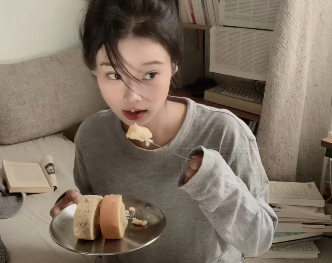 Nhiều người không biết, các món nhiều đường khi ăn nhiều cũng âm thầm đẩy cao nguy cơ mắc ung thư gan (Ảnh minh họa)