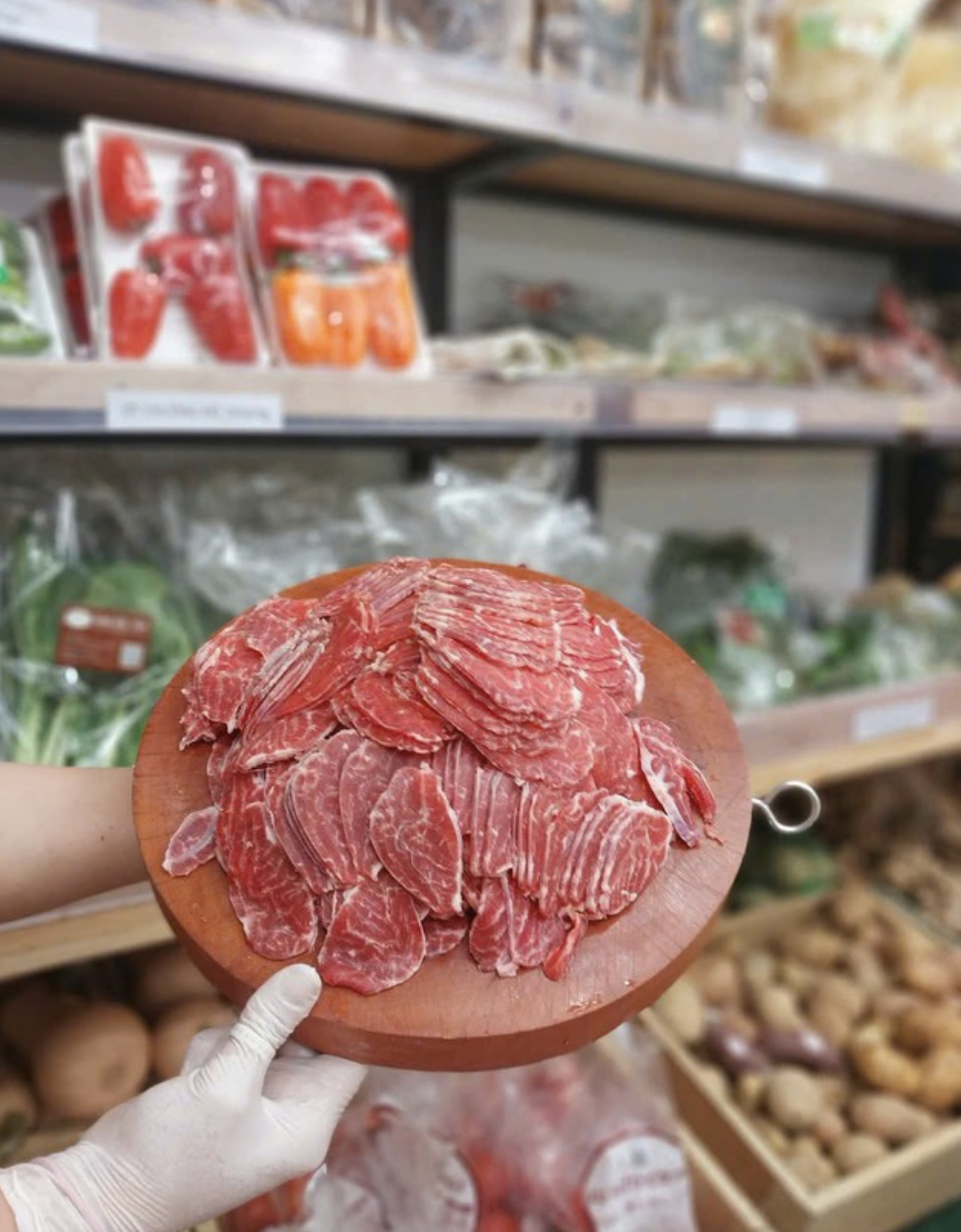 Việt Nam nghiên cứu giống bò cao cấp theo cách Nhật làm với Wagyu, có phần thịt giá hơn 1,2 triệu đồng/kg