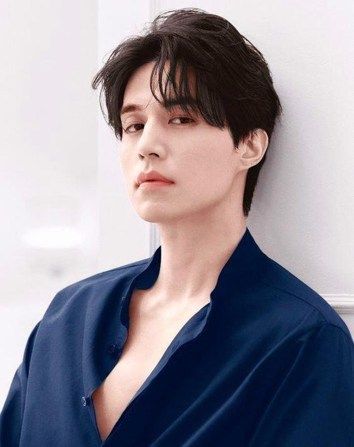 1 người tự nhận là Lee Dong Wook đã lừa tình 700 triệu đồng từ 1 cô gái. Ảnh: Naver